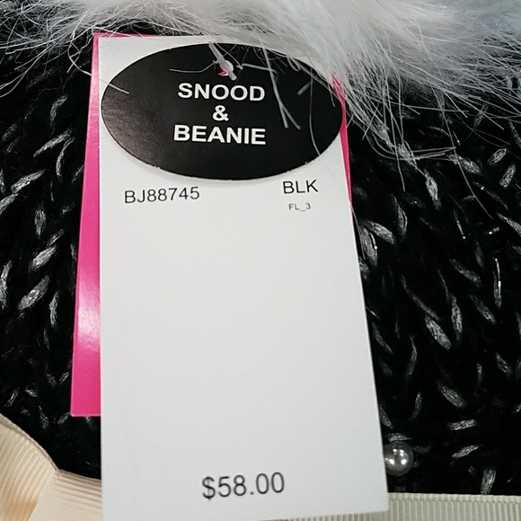 Betsey Johnson Snood & Beanie Set - Picture 3 of 5